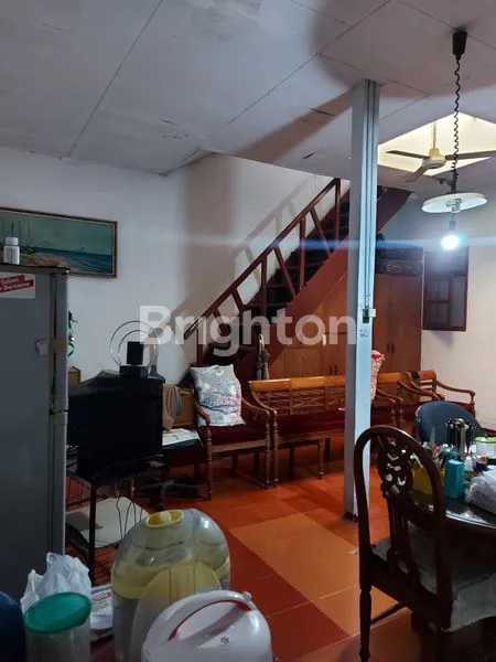 image RUMAH SIAP HUNI DI KAWASAN STRATEGIS KEBAYORAN LAMA, DEKAT GANDARIA CITY & PONDOK INDAH (5)