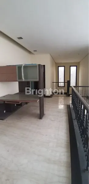image RUMAH DI VILLA BUKIT REGENCY MEWAH HARGA BERSAHABAT (2)