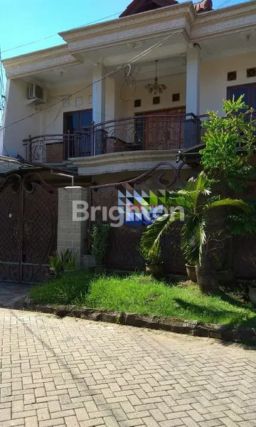 image RUMAH KLASIK DI BABATAN PRATAMA (1)