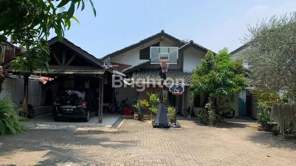 image RUMAH HITUNG TANAH LUAS DI KALIDERES  (3)