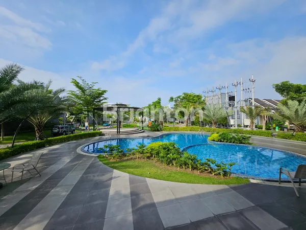 image RUMAH 3 LANTAI MURAH LOKASI DI NORTHWEST PARK CITRALAND SURABAYA BARAT DEVELOPER CIPUTRA GRUP (3)