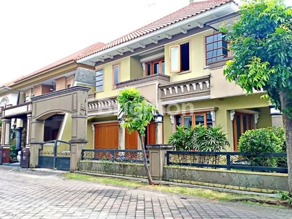 image REGENCY 21 MODEL MEWAH KLASIK DI JLN UTAMA CLUSTER (1)