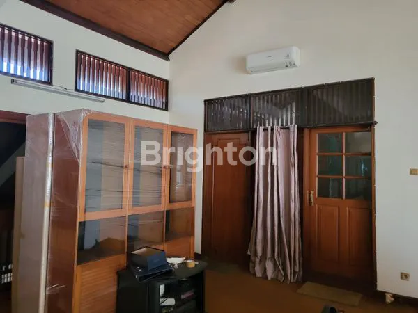 image RUMAH MEWAH & LUAS DI PINGGIR JALAN BESAR SUNTER MAS BARAT – INVESTASI HANYA RP 6 MILIAR! (8)