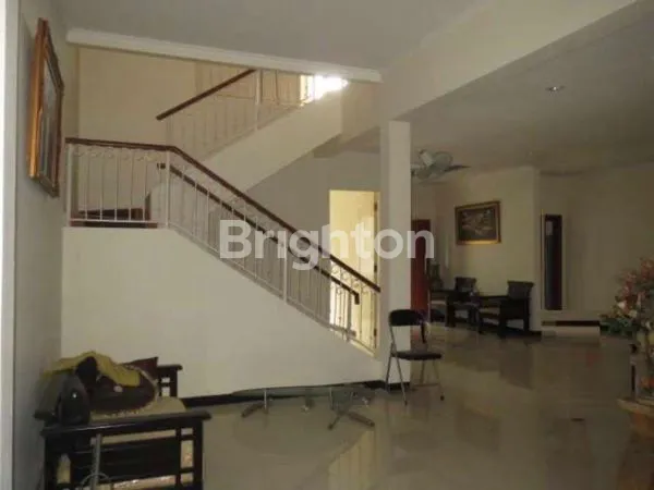 image RUMAH MEWAH! 6 KAMAR DI LEGENDA WISATA CIBUBUR – LOKASI STRATEGIS (2)