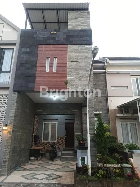 image RUMAH JUAL TECTONA TUNGGULWULUNG MALANG (1)