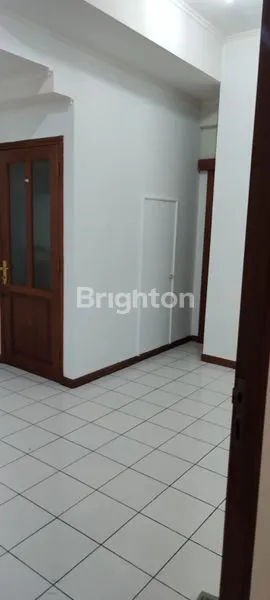 image RUKO STRATEGIS DI JL. RAYA PAHLAWAN SERIBU BSD (4)