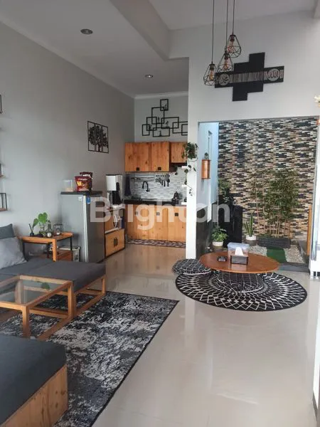 image RUMAH JUAL TECTONA TUNGGULWULUNG MALANG (2)