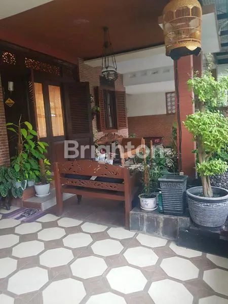 image RUMAH ETNIK CANTIK FULL FURNISHED DEKAT UNIVERSITAS BRAWIJAYA, MALANG (2)