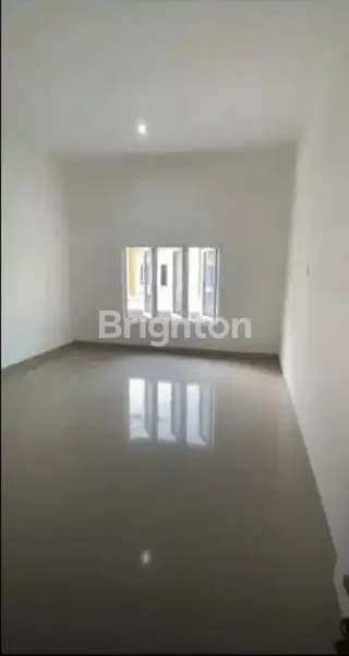 image RUKO 2 1/2 TINGKAT, SIAP HUNI DI TANAH ENAM RATUS, MEDAN MARELAN (6)