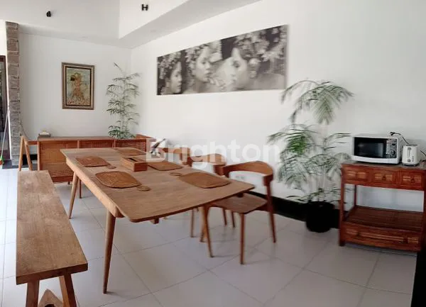 image RUMAH SEMI VILLA FULL FURNISHED DEKAT DENGAN PANTAI BERAWA  KEROBOKAN BADUNG (3)