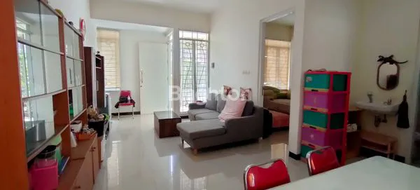 image RUMAH MODERN DI CLUSTER SPRINGVILLE TKI 5, BANDUNG – NYAMAN & STRATEGIS! (2)