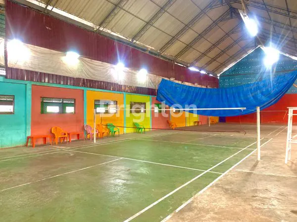 image RUMAH BULATAN PLUS GEDUNG FUTSAL DAN BADMINTON (7)