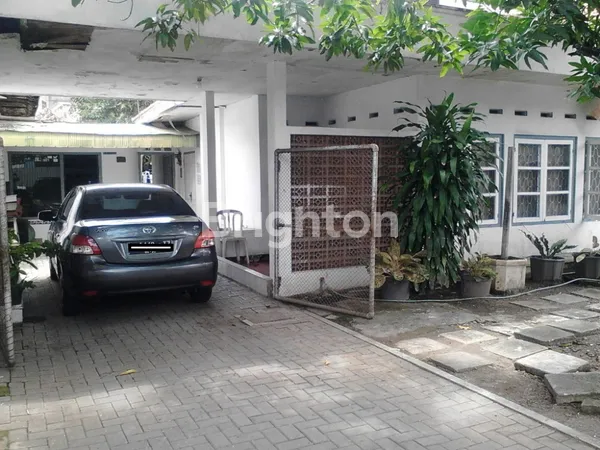 image RUMAH PUSAT KOTA DEPAN UNAIR RS DR SOETOMO JL KARANG MENJANGAN, GUBENG (1)