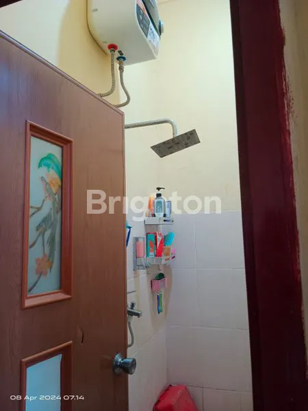 image RUKO 2 LANTAI PADA KOMPLEKS PERTOKOAN YANG RAMAI (5)