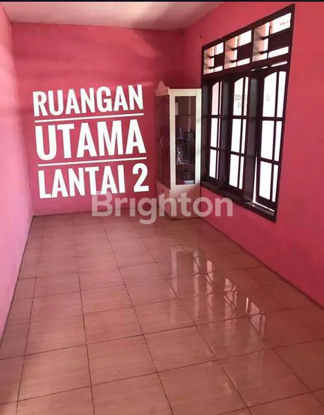 image TEMPAT USAHA SANGAT COCOK SEKALI 0 JALAN RAYA,LUAS SEKALI TANAHNYA DENGAN BANGUNAN 2 LANTAI. STRATEGIS KE TOL SIDOARJO CUMA 15 MENIT (3)