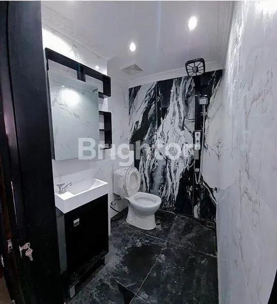 image APARTEMEN GUNAWANGSA MERR LT 30 FURNISHED MEVVAH (3)