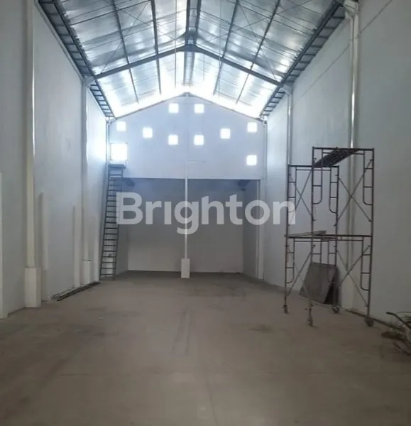 image GUDANG SIAP PAKAI DI RAYA GILANG SIDOARJO (3)