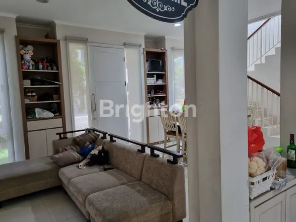 image RUMAH MEWAH VIVACIA BSD, SEMI FURNISH, SIAP HUNI 2.2M (3)