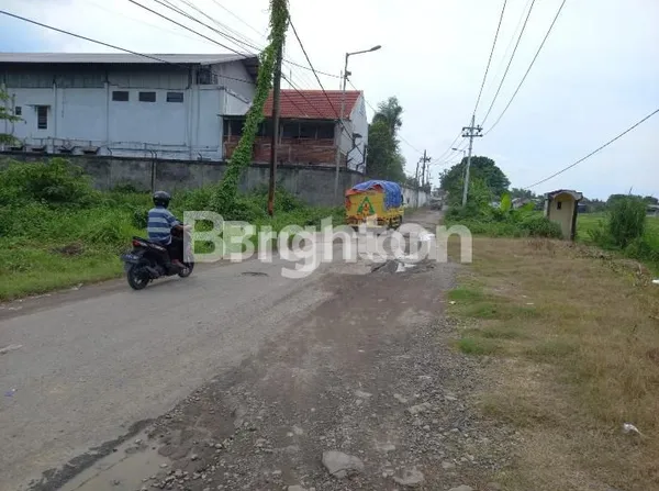 image TANAH COCOK UNTUK PERGUDANGAN DAN PERUMAHAN (3)