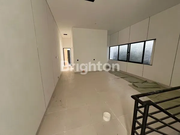 image RUKO BARU LOKASI STRATEGIS MANGGA BESAR, TAMANSARI, JAKARTA BARAT – KOMERSIAL SUPER RAMAI, BONUS KITCHEN SET. ADA ROOFTOP (4)