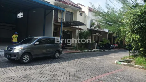 image DIJUAL RUMAH DUA LANTAI, SIAP HUNI DI PERUM. REGENCY KUDA DUA (PUSAT KOTA), SURABAYA  (5)