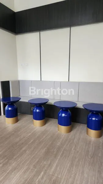 image APARTMENT BERKELEY (2)