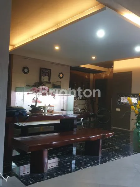 image RUMAH BAGUS 2 LANTAI DI BEKASI (3)