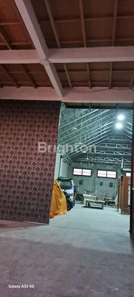 DIJUAL RUMAH DAPAT DIGUNAKAN UNTUK WORKSHOP ATAU GUDANG DI CIBIRU