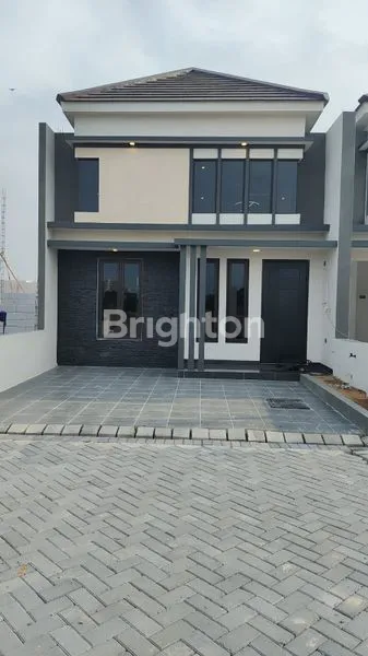 image DREAM PARK  WARU SIDOARHO SELANGKAH JALAN MERR (2)