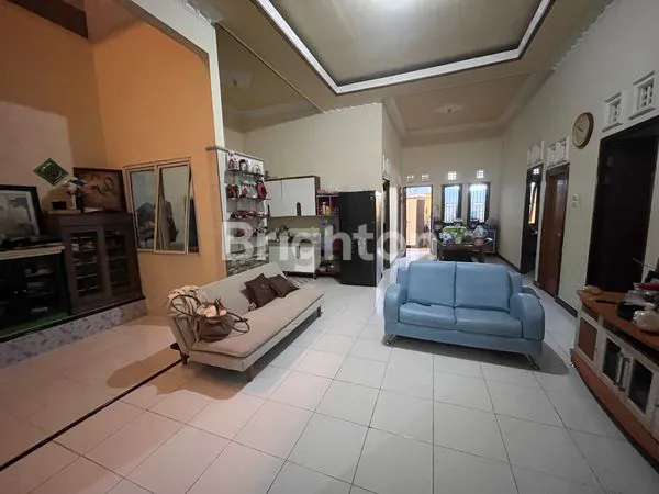 image RUMAH SIAP HUNI DI JL. PARIT BUGIS, GG. NUSANTARA 2, KUBU RAYA (4)