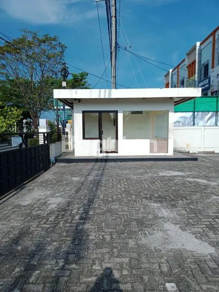 image BANGUNAN KANTOR/TOKO DI SEPINGGAN BALIKPAPAN (3)