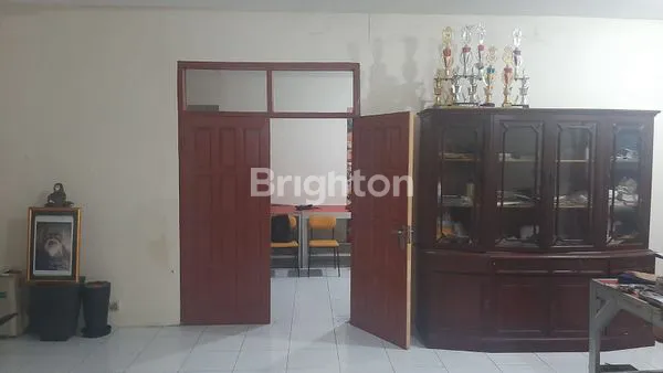 image RUMAH DIJUAL DI JALAN SAMPIT, KEBAYORAN BARU, JAKARTA SELATAN. (4)