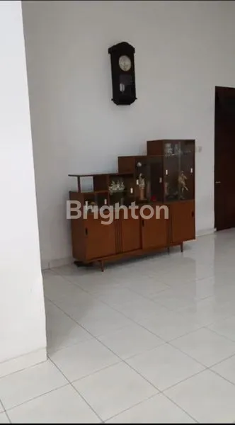 RUMAH 1 LANTAI, DI LATUMENTEN JEMBATAN DUA, JAKARTA BARAT