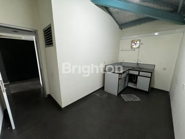 image JUAL KANTOR + GUDANG LOKASI STRATEGIS KEROBOKAN (7)