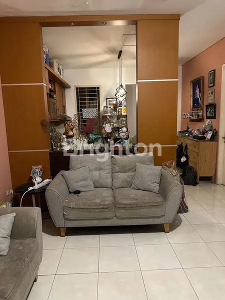 image RUMAH 2 LANTAI SEMI FURNISHED SHM NUSA LOKA BSD DIBAWAH 2M (5)