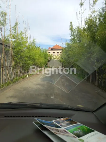 image VILLA EKSLUSIF BY PASS NGURAH RAI JIMBARAN SUASANA NYAMAN DAN TENANG  (1)