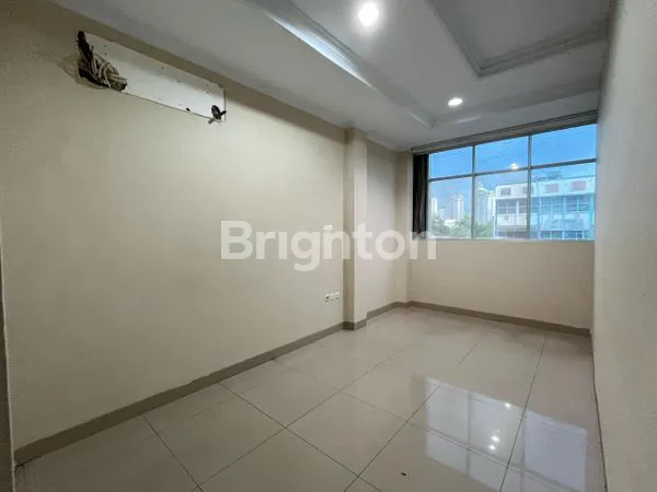 image SEMI GEDUNG STRATEGIS – KEBAYORAN LAMA JAKARTA SELATAN (3)