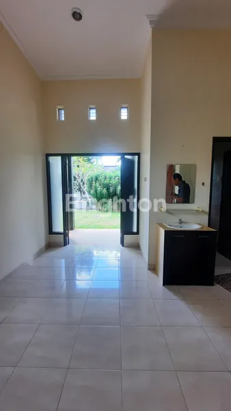 image RUMAH DENGAN TANAH LUAS DI BOGOR NIRWANA RESIDENCE (4)