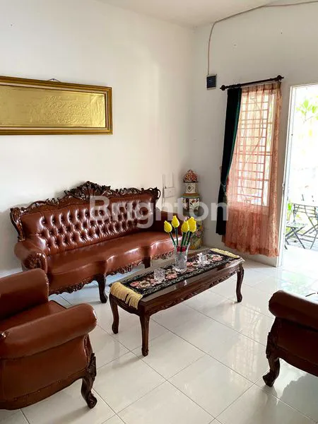 image FULL FURNISHED RUMAH DI KOMPLEK ELITE MERCI JOHOR MEDAN TERKESAN SANGAT ELEGAN (2)