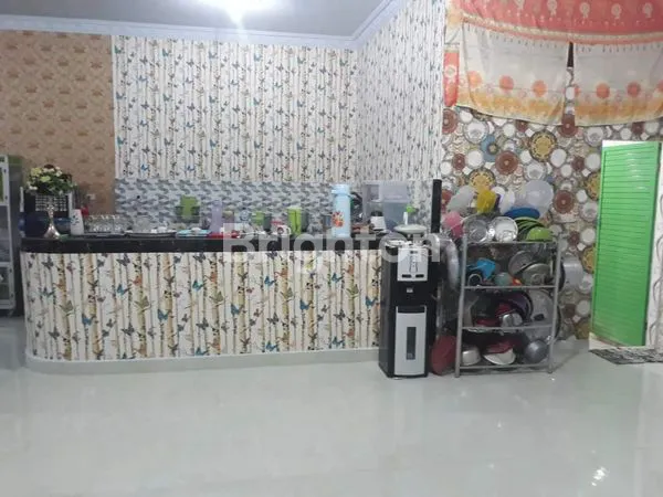 image RUMAH CANTIK DAN TERAWAT DI MARELAN MEDAN (4)