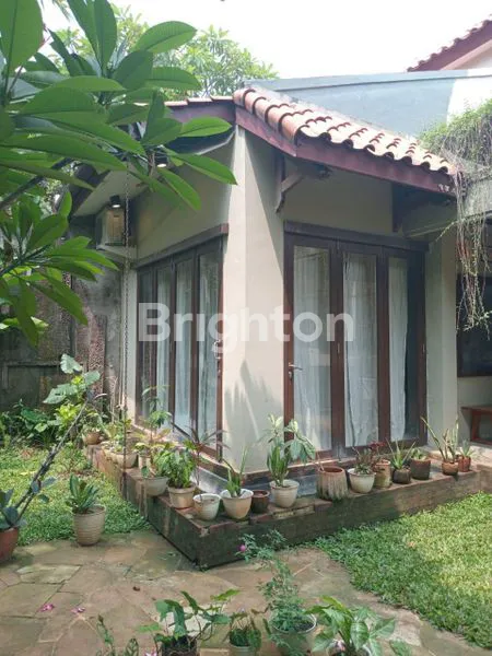 RUMAH BAGUS DI  DAERAH CIPETE