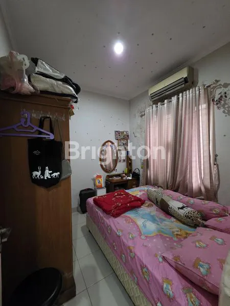image RUMAH LEBAR 8, GADING SERPONG, LOKASI STRATEGIS (4)