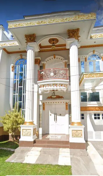 RUMAH IMPIAN, MEWAH DENGAN ARSITEKTUR KLASIK YANG MEMUKAU