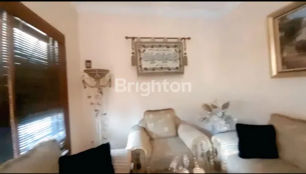 image DIJUAL RUMAH MEWAH ASRI LOKASI STRATEGIS  (8)