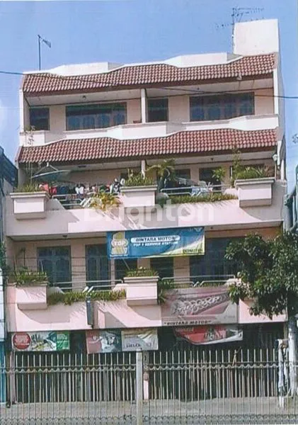 RUKO 2 GANDENG DI SENEN JAKPUS PINGGIR JALAN RAYA