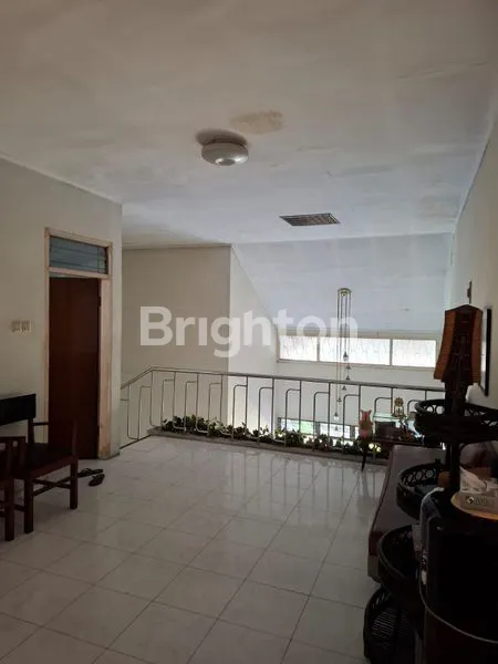 image TENGGILIS MEJOYO (5)