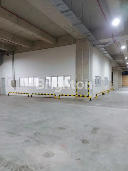 image GUDANG STRATEGIS JALAN RAYA BOGOR (5)