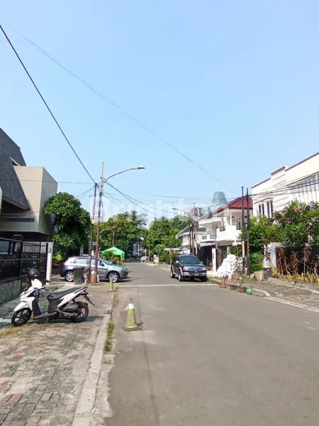 image RUMAH DIJUAL HANG LEKIR (4)