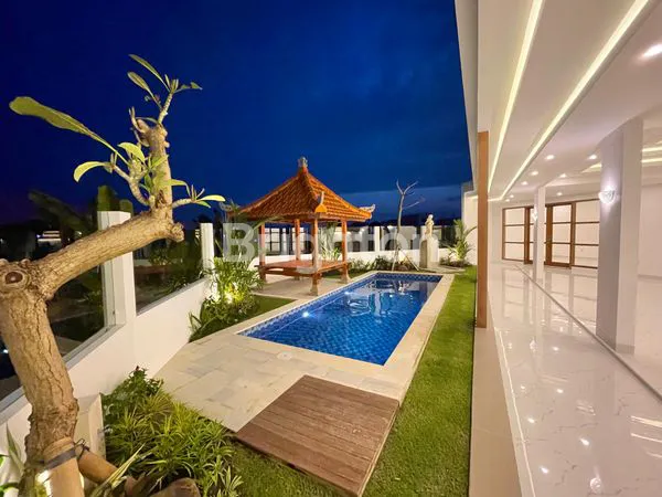 image VILLA CANGGU VIEW SAWAH (1)
