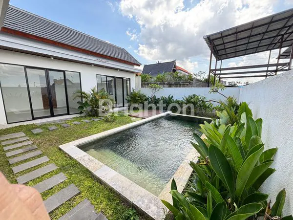 image 2BR SESEH BEACH VILLA (2)